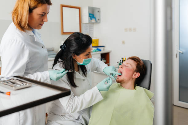 Best Broken or Cracked Tooth Emergency Dentist in Eudora, AR